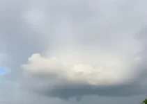 dia nublado em Cotia