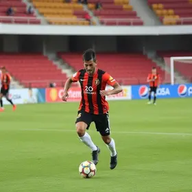 São Paulo enfrenta Millonarios