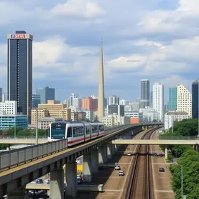 linha de metrô em Cotia