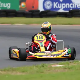 Lucca Amaral vence quinta etapa da Copa São Paulo de Kart Granja Viana e mantém liderança na Mirim