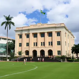 Prefeitura de Cotia terá expediente reduzido em dias de jogos do Brasil na Copa